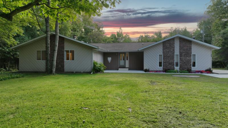 Rental 202161 Main Image