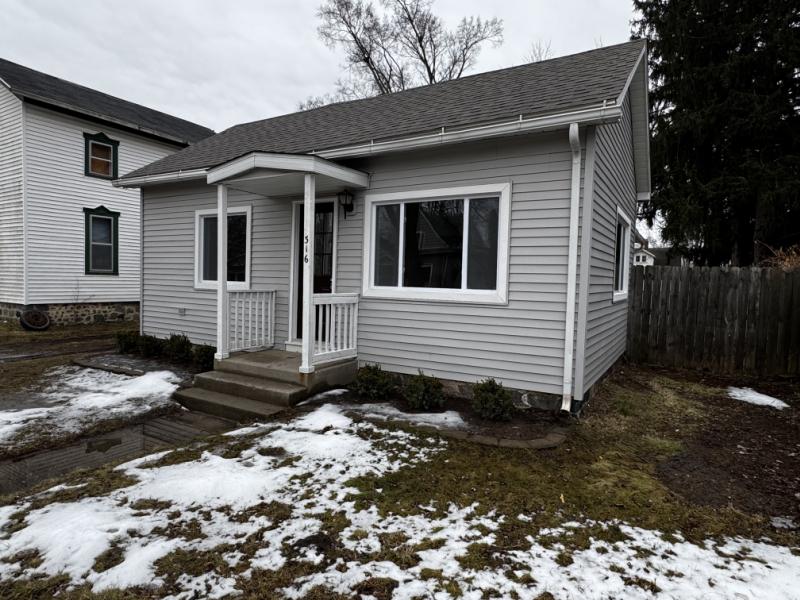 Rental 203109 Main Image