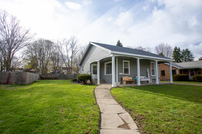 Rental 203390 Main Image