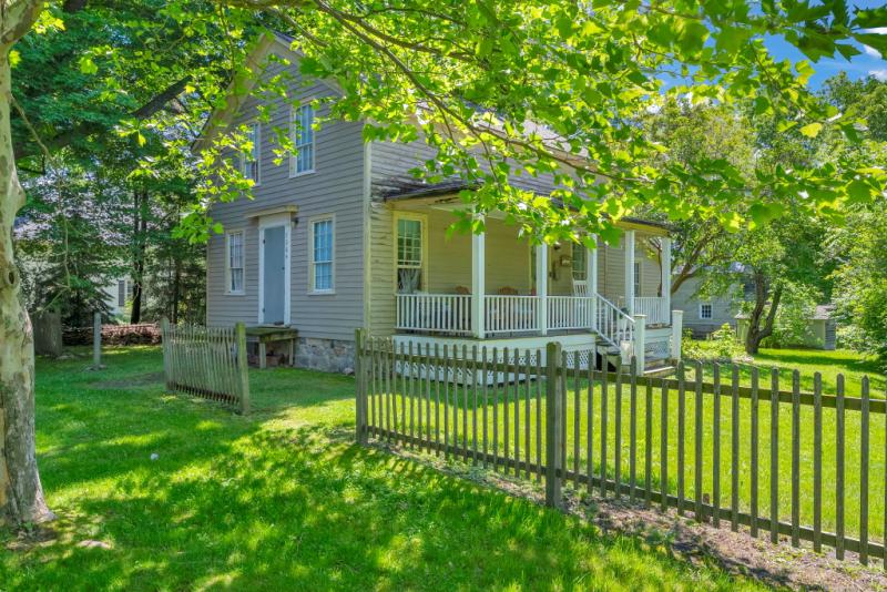 Rental 204018 Main Image
