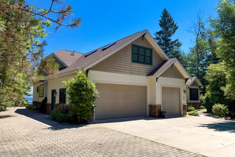 Rental 204183 Main Image