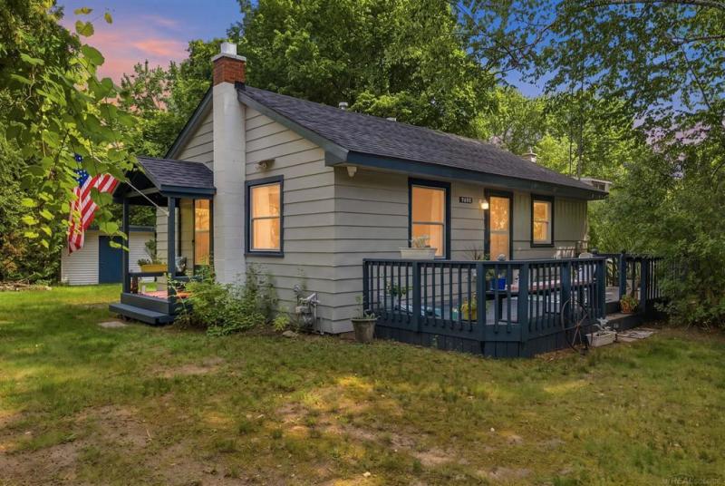 Rental 204253 Main Image