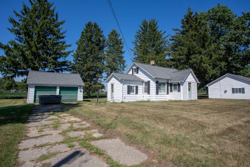 Rental 204560 Main Image