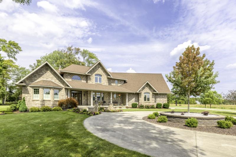 Rental 204622 Main Image