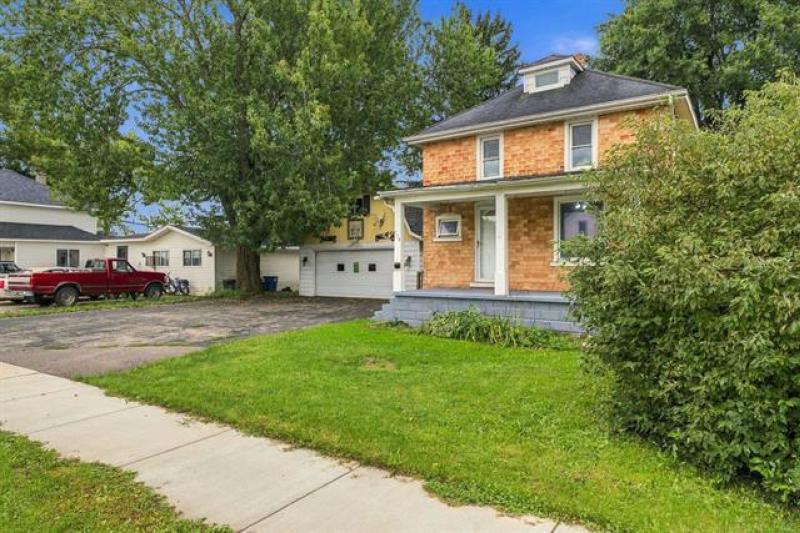 Rental 204720 Main Image