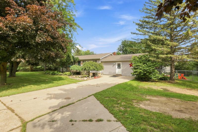 Rental 204735 Main Image