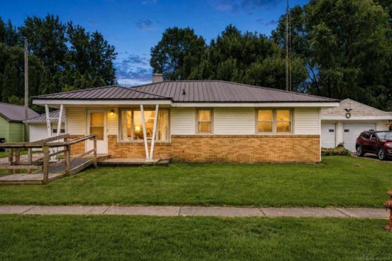 Rental 204740 Main Image
